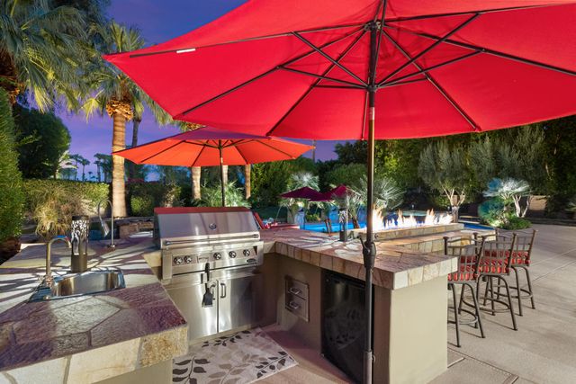 48532 Big Horn Drive, La Quinta, CA 92253