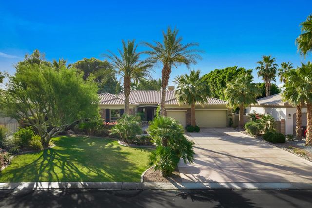 48532 Big Horn Drive, La Quinta, CA 92253