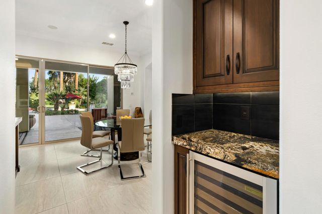 48532 Big Horn Drive, La Quinta, CA 92253