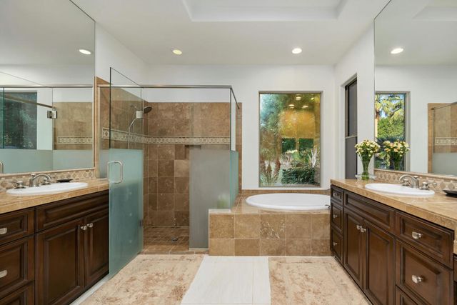 48532 Big Horn Drive, La Quinta, CA 92253