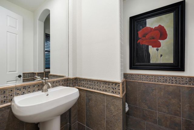 48532 Big Horn Drive, La Quinta, CA 92253