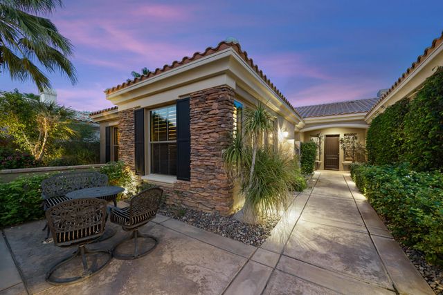 48532 Big Horn Drive, La Quinta, CA 92253