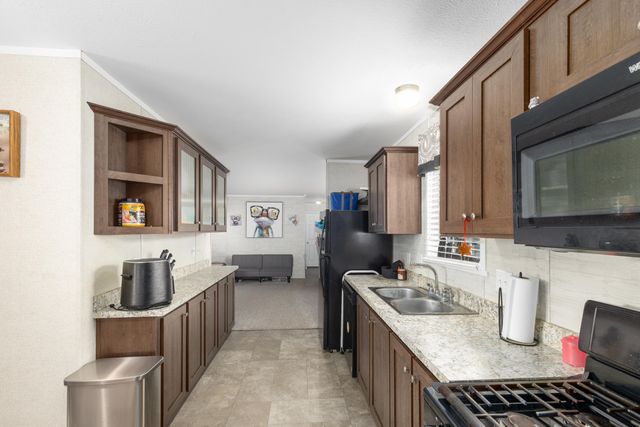360 E Tuttle Road 121, Ionia City, MI 48846