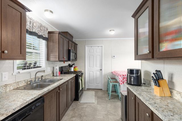 360 E Tuttle Road 121, Ionia City, MI 48846