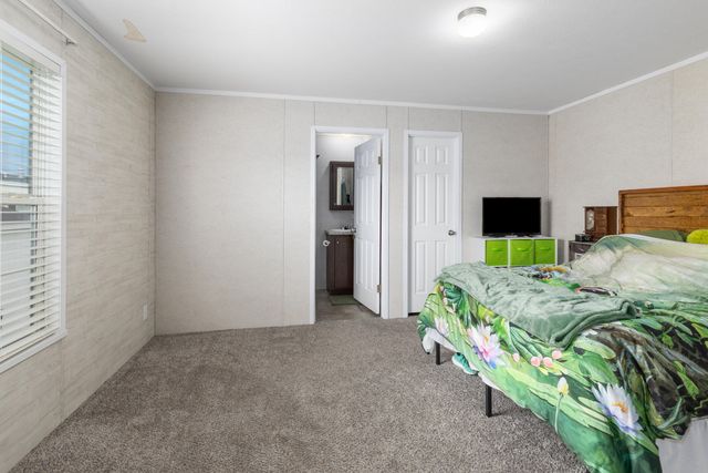 360 E Tuttle Road 121, Ionia City, MI 48846
