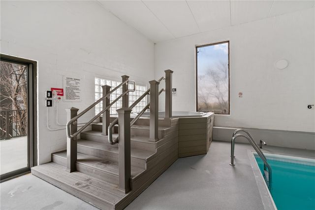 5600 Munhall Rd. 203, Squirrel Hill, PA 15217