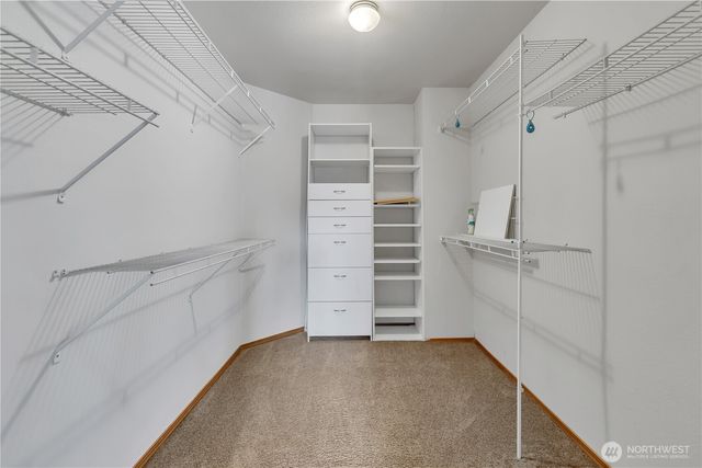 4452 185th Avenue E, Lake Tapps, WA 98391
