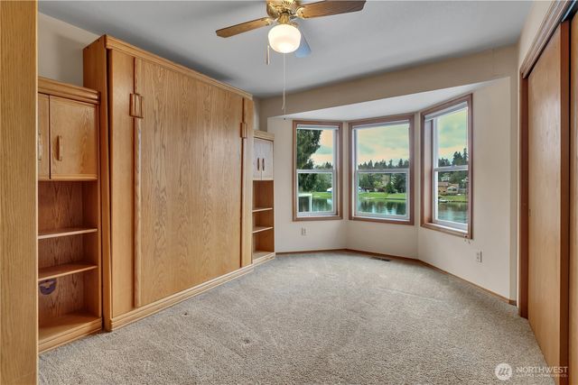 4452 185th Avenue E, Lake Tapps, WA 98391