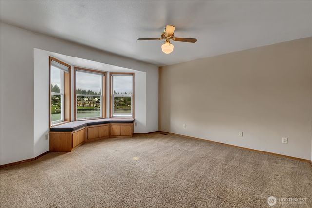 4452 185th Avenue E, Lake Tapps, WA 98391