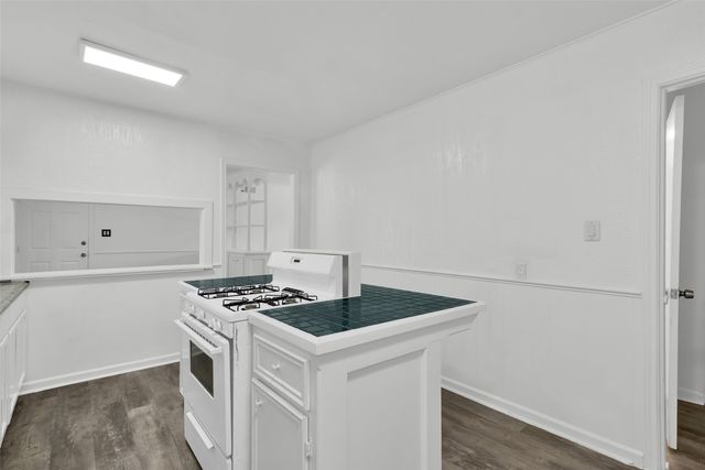 1025 S Maurice Avenue, Denison, TX 75020