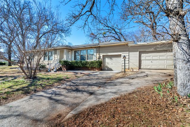 1025 S Maurice Avenue, Denison, TX 75020
