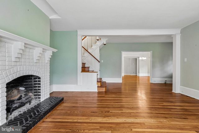 3219 W PENN ST, Philadelphia, PA 19129