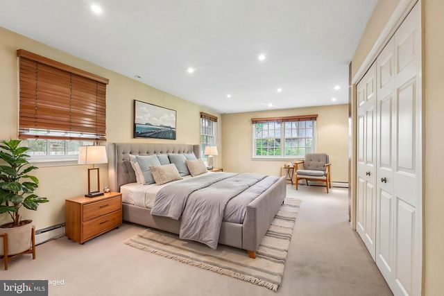 3219 W PENN ST, Philadelphia, PA 19129