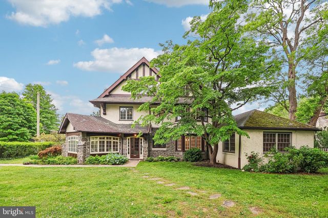 3219 W PENN ST, Philadelphia, PA 19129