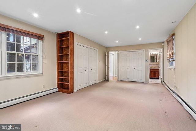 3219 W PENN ST, Philadelphia, PA 19129