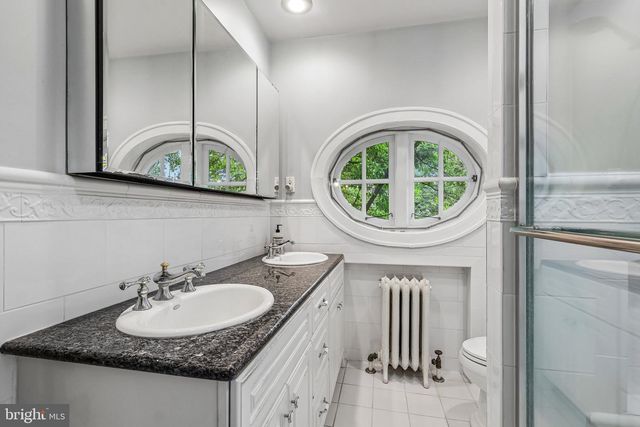 3219 W PENN ST, Philadelphia, PA 19129