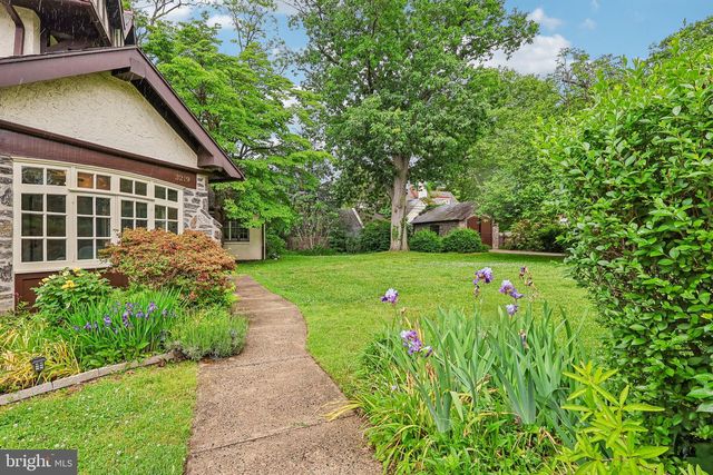 3219 W PENN ST, Philadelphia, PA 19129