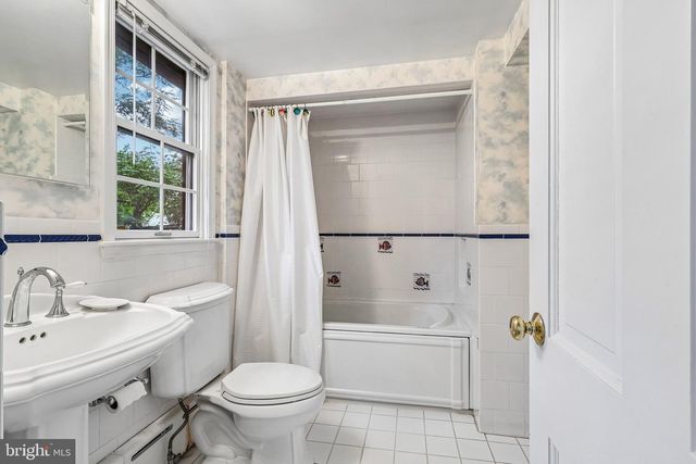 3219 W PENN ST, Philadelphia, PA 19129