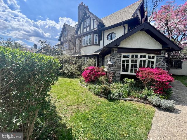 3219 W PENN ST, Philadelphia, PA 19129