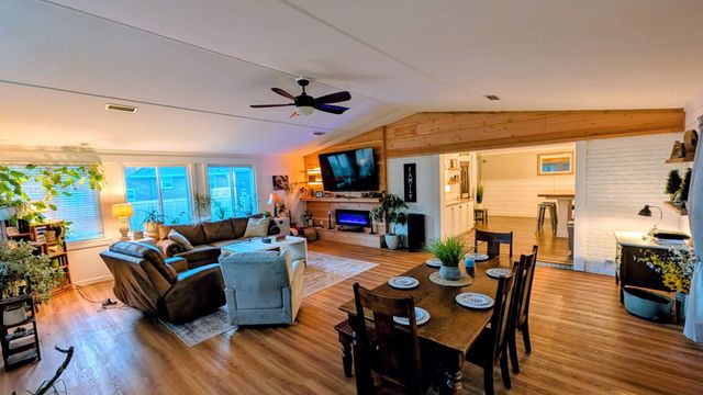 6010 Wedgewood Drive, Hanahan, SC 29410