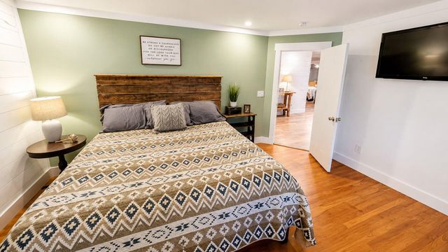 6010 Wedgewood Drive, Hanahan, SC 29410