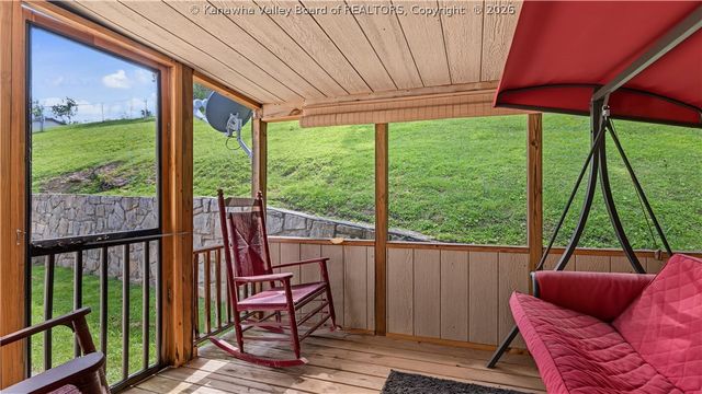 5007 Ann Lee Drive, Cross Lanes, WV 25313