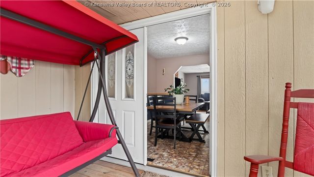5007 Ann Lee Drive, Cross Lanes, WV 25313