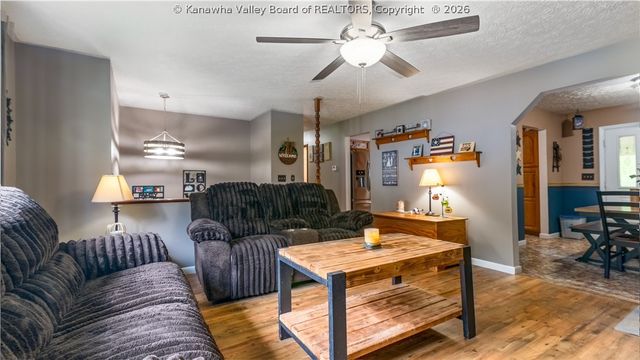 5007 Ann Lee Drive, Cross Lanes, WV 25313