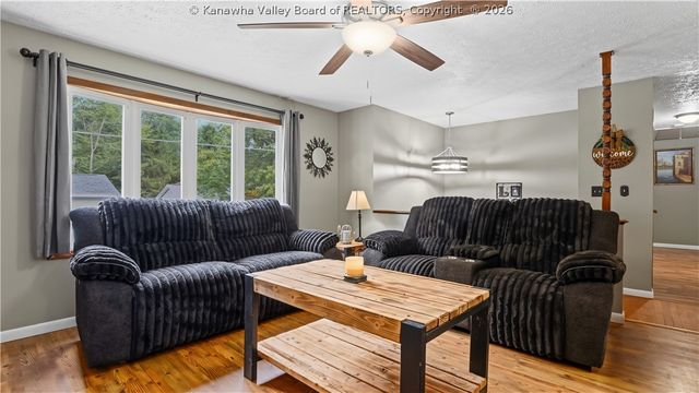 5007 Ann Lee Drive, Cross Lanes, WV 25313