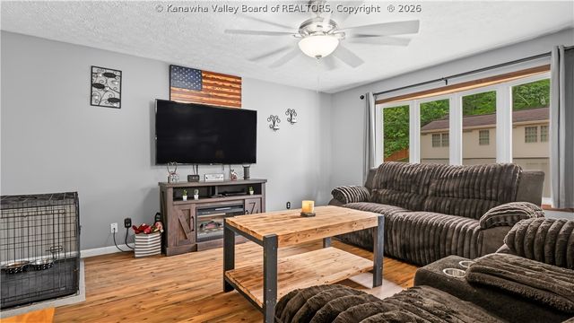 5007 Ann Lee Drive, Cross Lanes, WV 25313