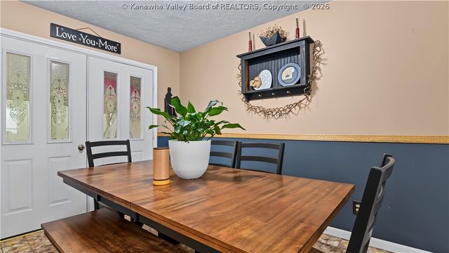 5007 Ann Lee Drive, Cross Lanes, WV 25313
