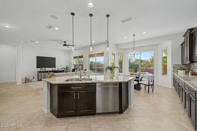 5842 E BRAMBLE BERRY Lane, Cave Creek, AZ 85331