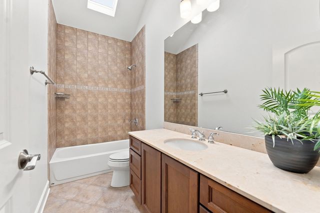 4106 N Saint Louis Avenue, Chicago, IL 60618