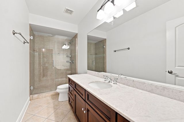 4106 N Saint Louis Avenue, Chicago, IL 60618