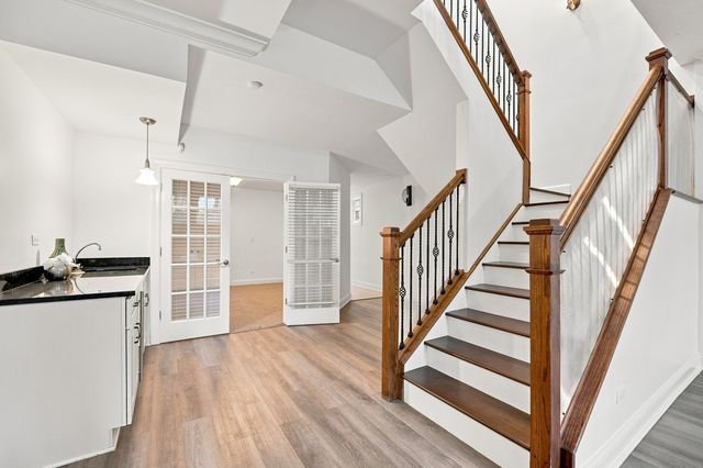 4106 N Saint Louis Avenue, Chicago, IL 60618