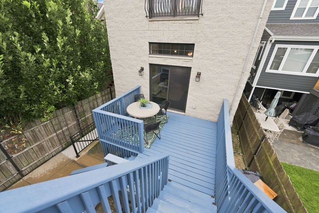4106 N Saint Louis Avenue, Chicago, IL 60618