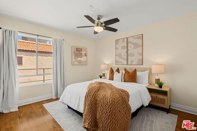 1222 N Kings Road 8, West Hollywood, CA 90069