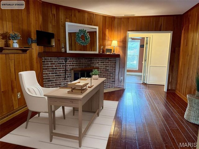 18994 Country Club Lane, Carlinville, IL 62626