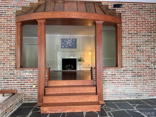 18994 Country Club Lane, Carlinville, IL 62626