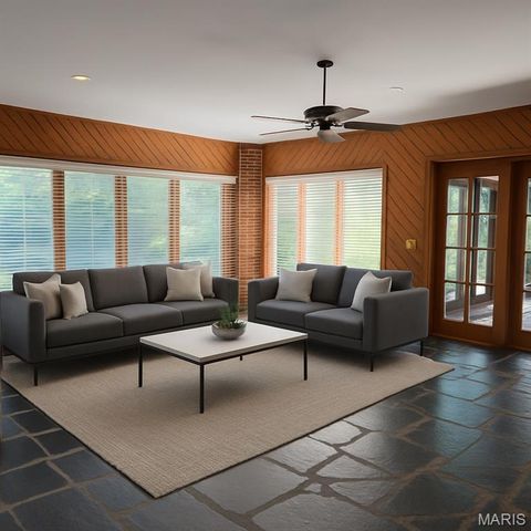 18994 Country Club Lane, Carlinville, IL 62626