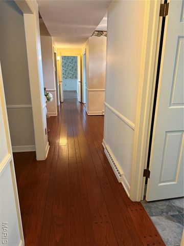 18994 Country Club Lane, Carlinville, IL 62626