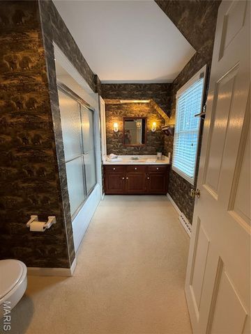 18994 Country Club Lane, Carlinville, IL 62626