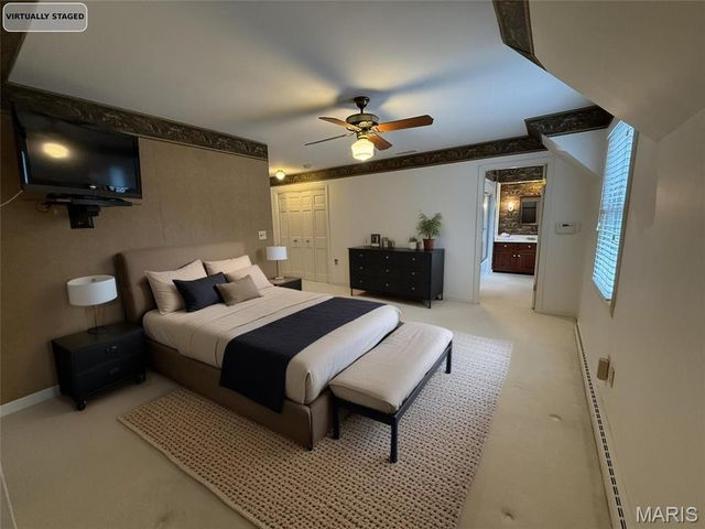 18994 Country Club Lane, Carlinville, IL 62626