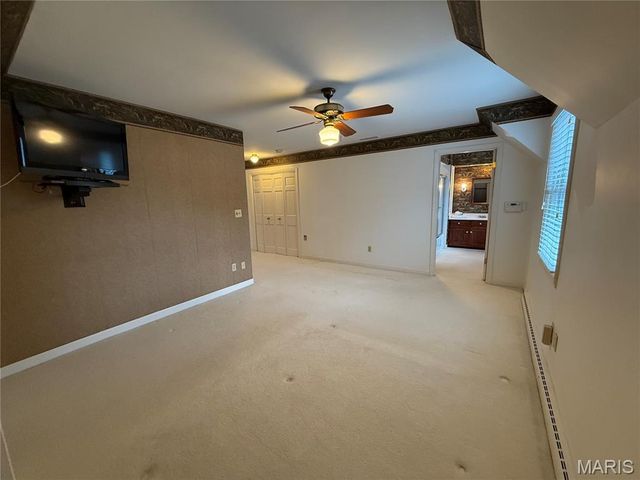 18994 Country Club Lane, Carlinville, IL 62626