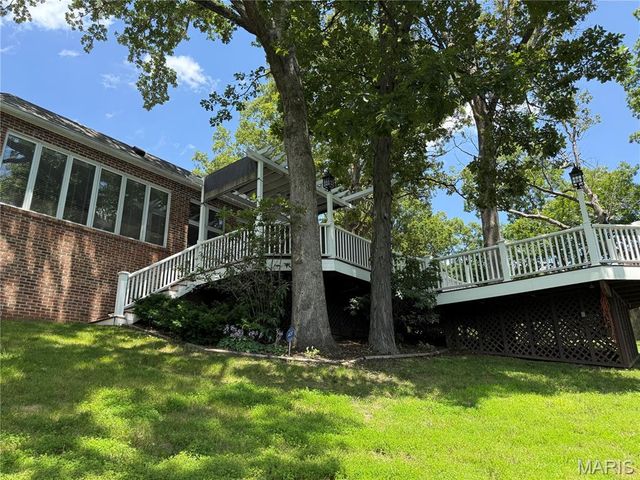 18994 Country Club Lane, Carlinville, IL 62626