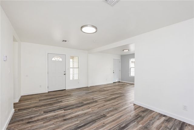 1336 Brentwood Dr, Corpus Christi, TX 78415