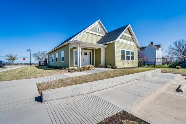 320 Woodside Trail, Waxahachie, TX 75165