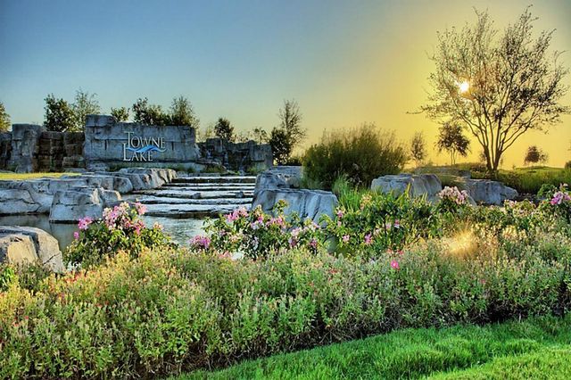 18206 Sunset Elm Drive, Cypress, TX 77433