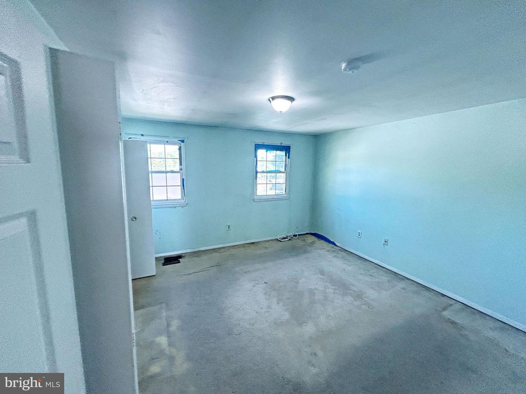 Image 11 of property listing at 54 GARRISON RIDGE CT, Owings Mills, MD 21117