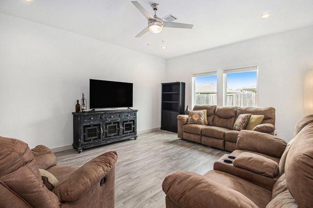 1823 William Scott Street, Baytown, TX 77523